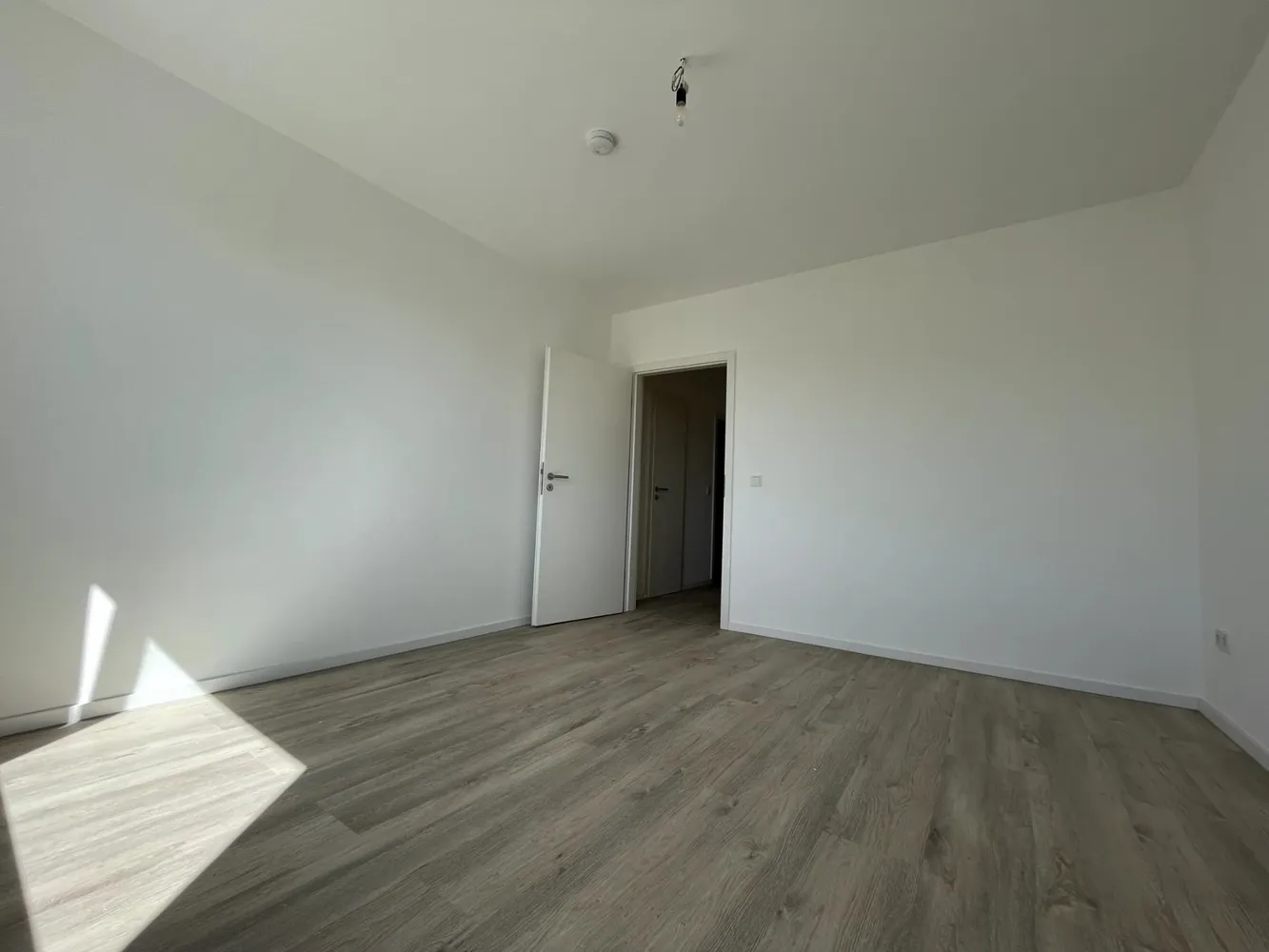 2 Zimmer Wohnung mit 42 m² in Köln – Bild 3