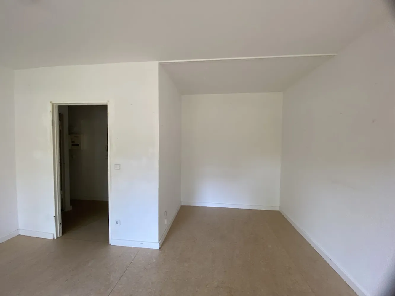 1 room apartment with 29 m² in Berlin – Photo 8