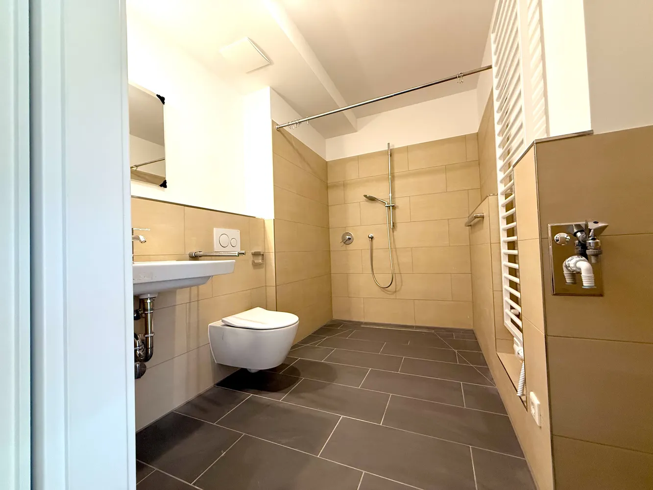 2 Zimmer Wohnung mit 48 m² in Berlin – Bild 12