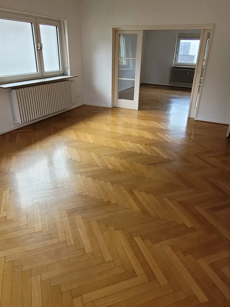 4 Zimmer Wohnung mit 124 m² in Mannheim – Bild 2