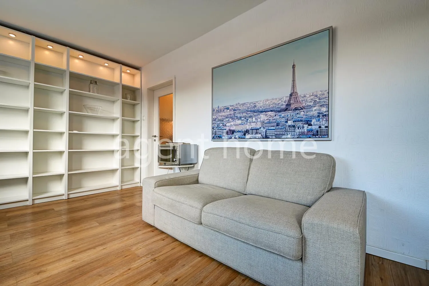 1 room apartment with 30 m² in Stuttgart – Photo 7
