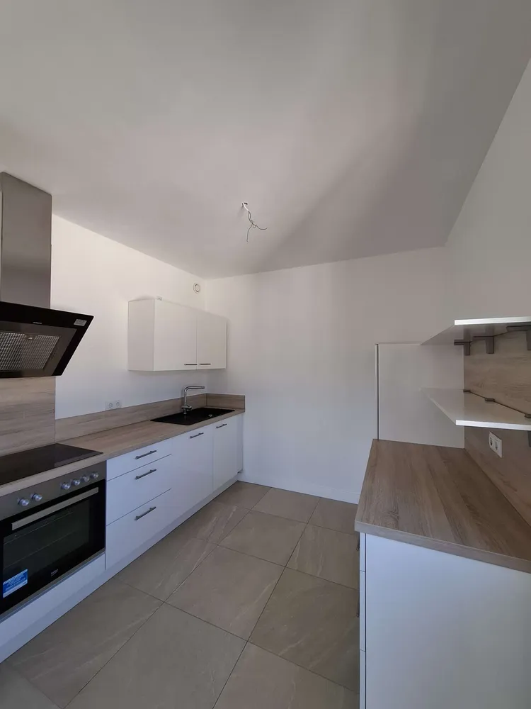 2 Zimmer Wohnung mit 60 m² in Coburg – Bild 4