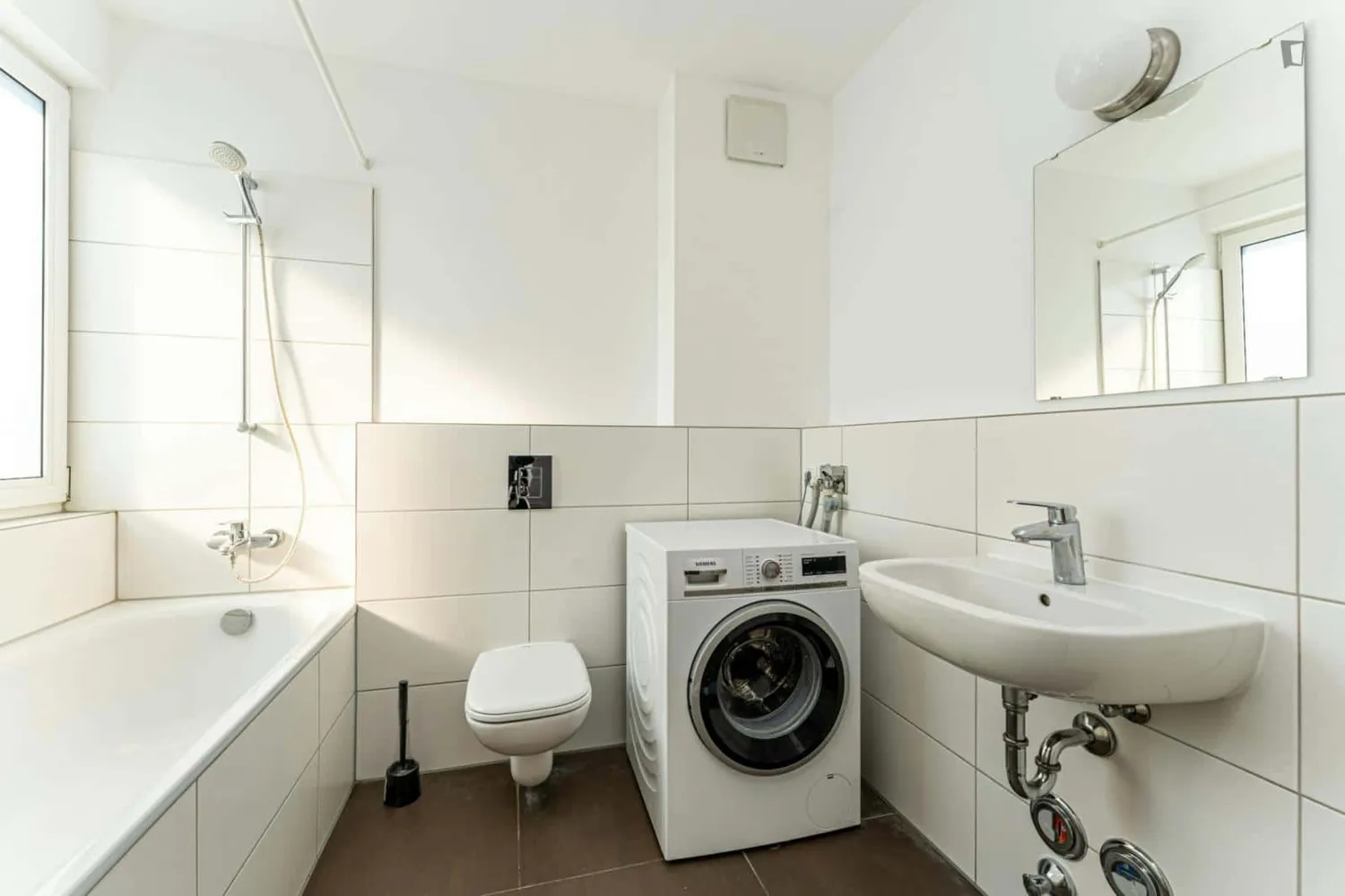 Shared room with 10 m² in Berlin – Photo 9