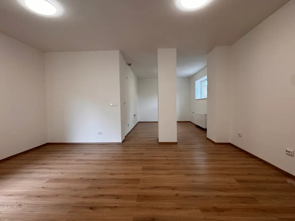 7 Zimmer Wohnung mit 145 m² in Oberhausen – Bild 2