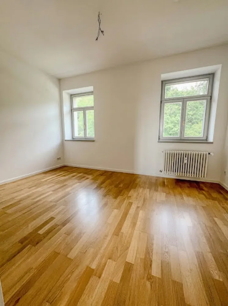 6 Zimmer Wohnung mit 204 m² in Dresden – Bild 11