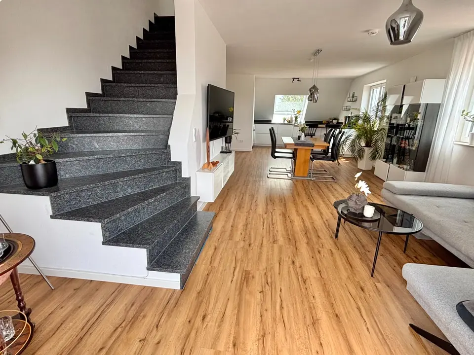 3 Zimmer Wohnung mit 112 m² in Donauwörth – Bild 1