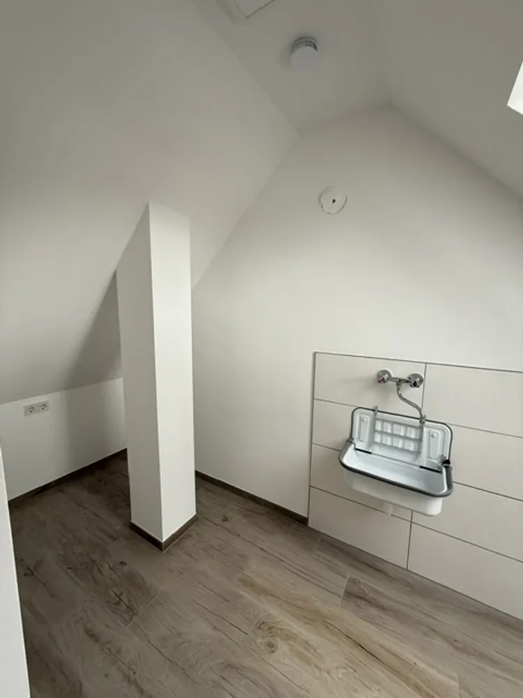 3 room apartment with 100 m² in Saarbrücken – Photo 10