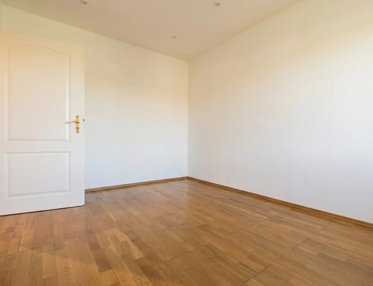4 Zimmer Wohnung mit 110 m² in Frankfurt am Main – Bild 6