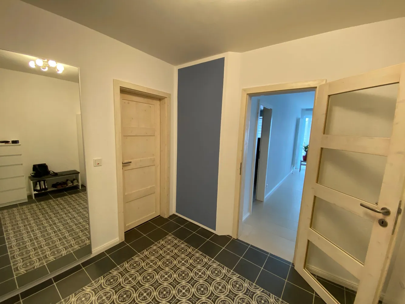 2 Zimmer Wohnung mit 80 m² in Bergisch Gladbach – Bild 4