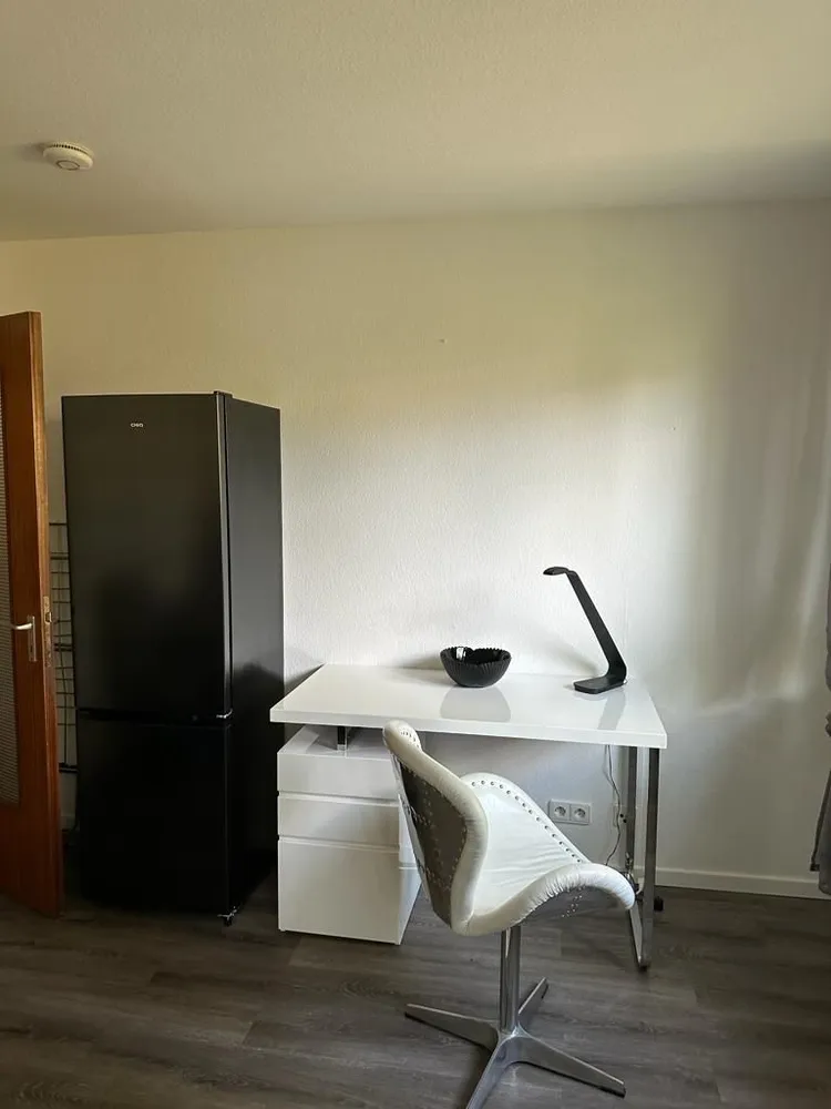 1 room apartment with 23 m² in Stuttgart – Photo 3