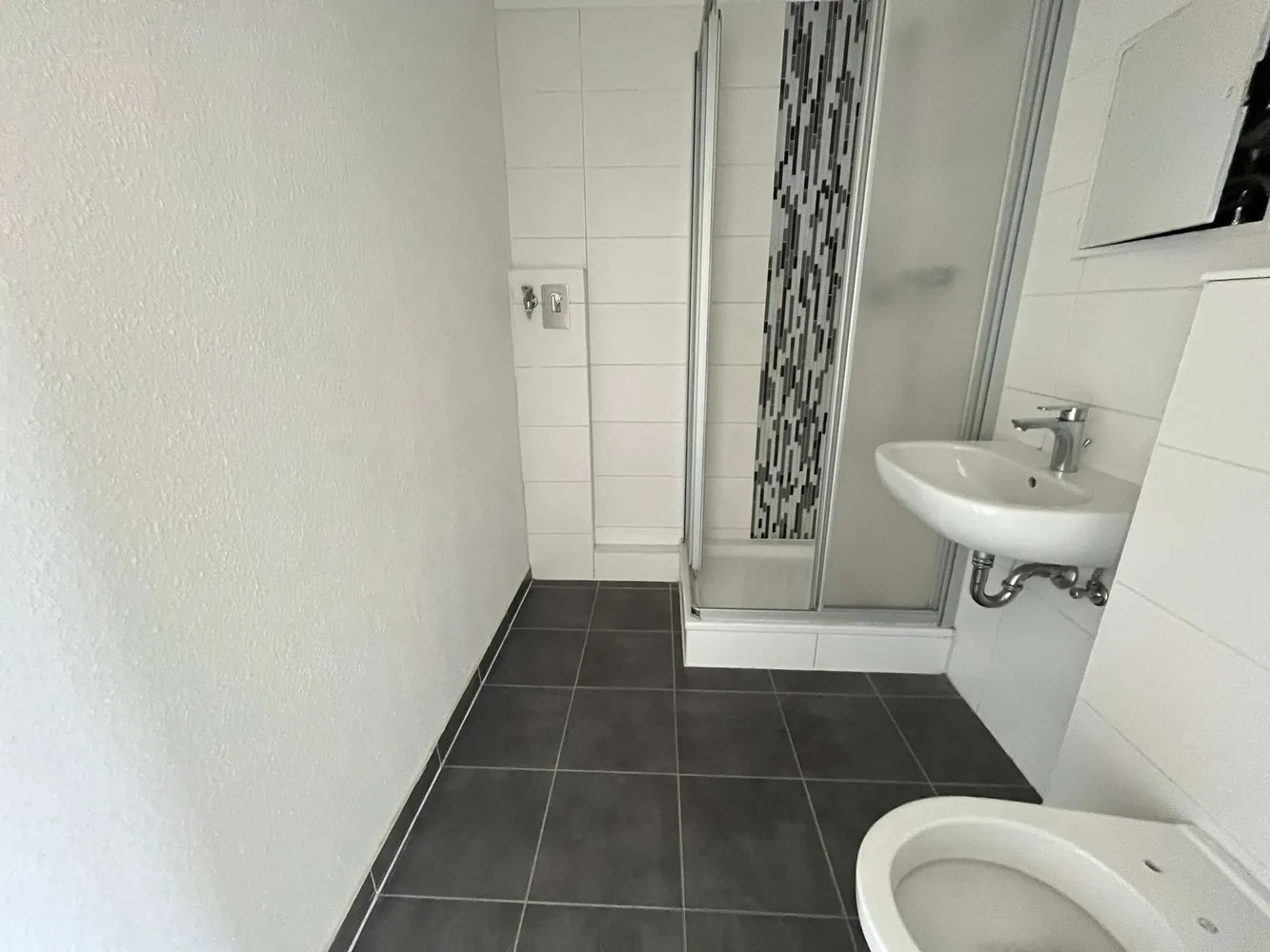 6 Zimmer Wohnung mit 114 m² in Halle (Saale) – Bild 8