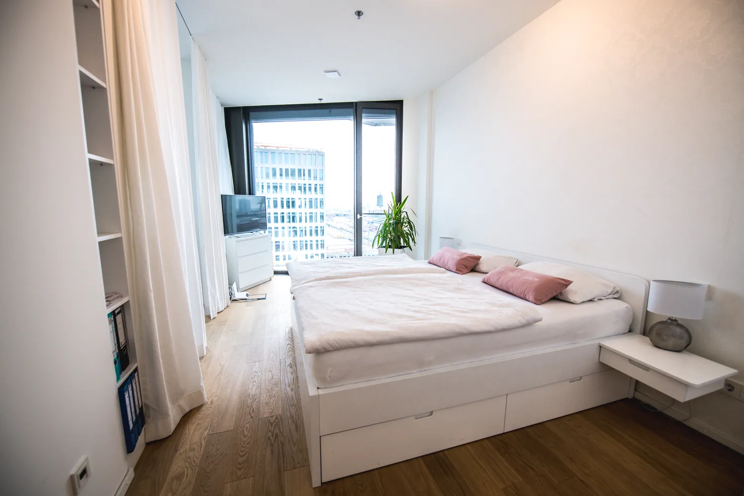 2 room apartment with 68 m² in Munich – Photo 5
