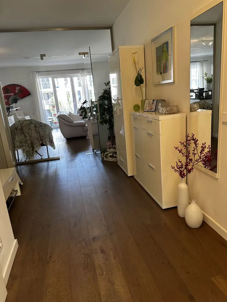 4 Zimmer Wohnung mit 121 m² in Düsseldorf – Bild 3