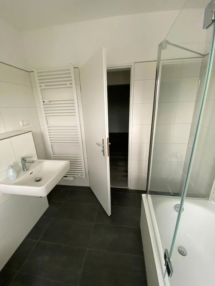 3 room apartment with 85 m² in Dreieich – Photo 2
