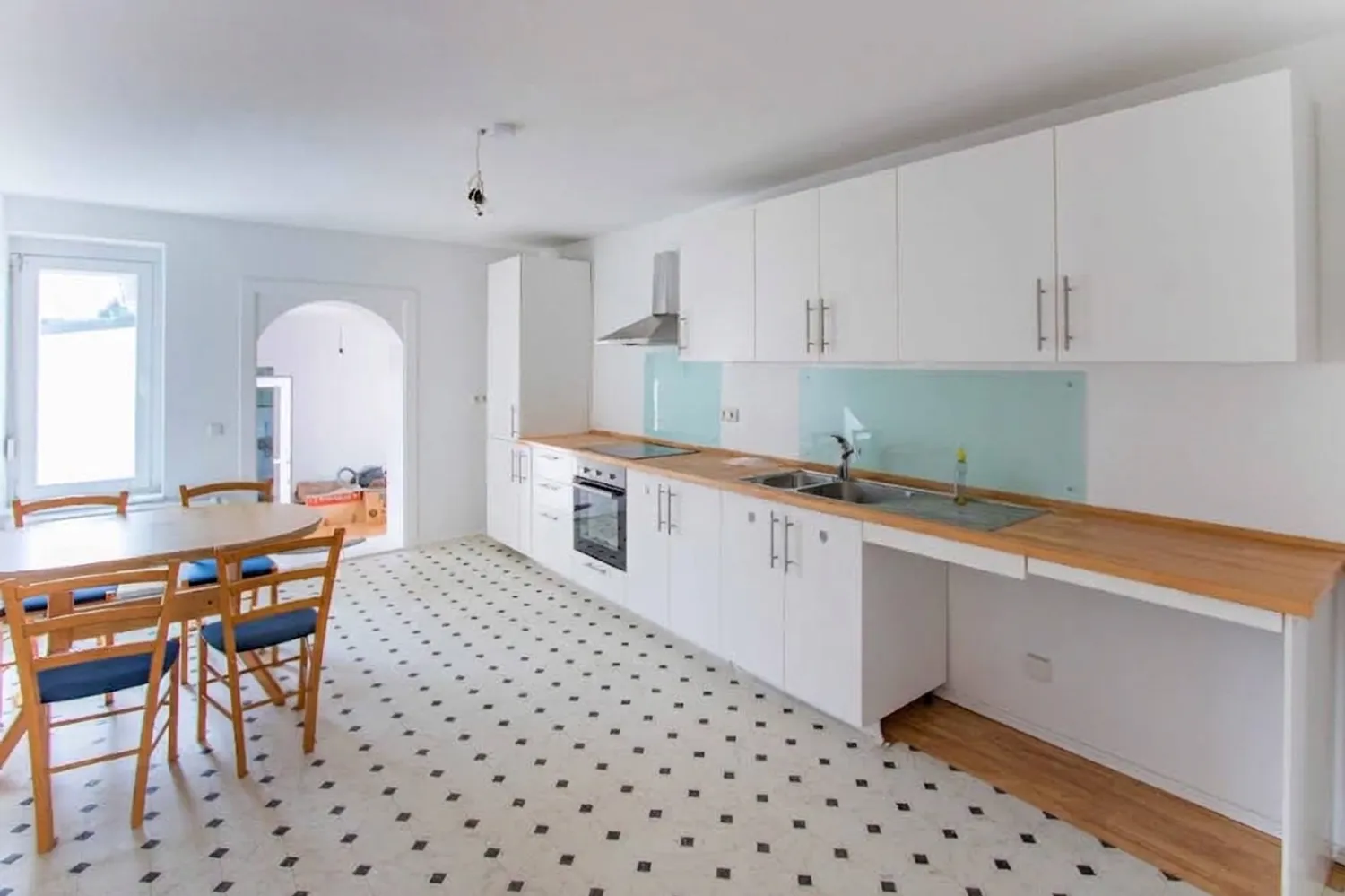 5 Zimmer Wohnung mit 127 m² in Berlin – Bild 1