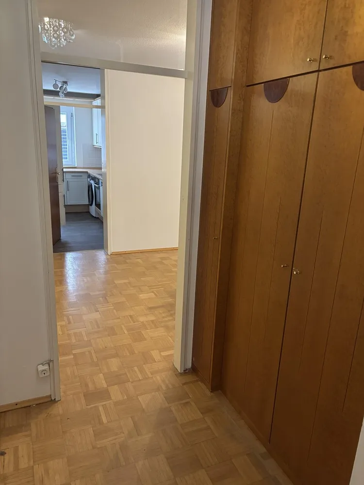 5 Zimmer Wohnung mit 120 m² in Karlsruhe – Bild 2