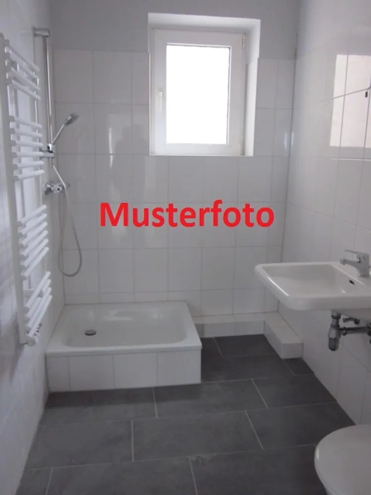 2 room apartment with 46 m² in Duisburg – Photo 3