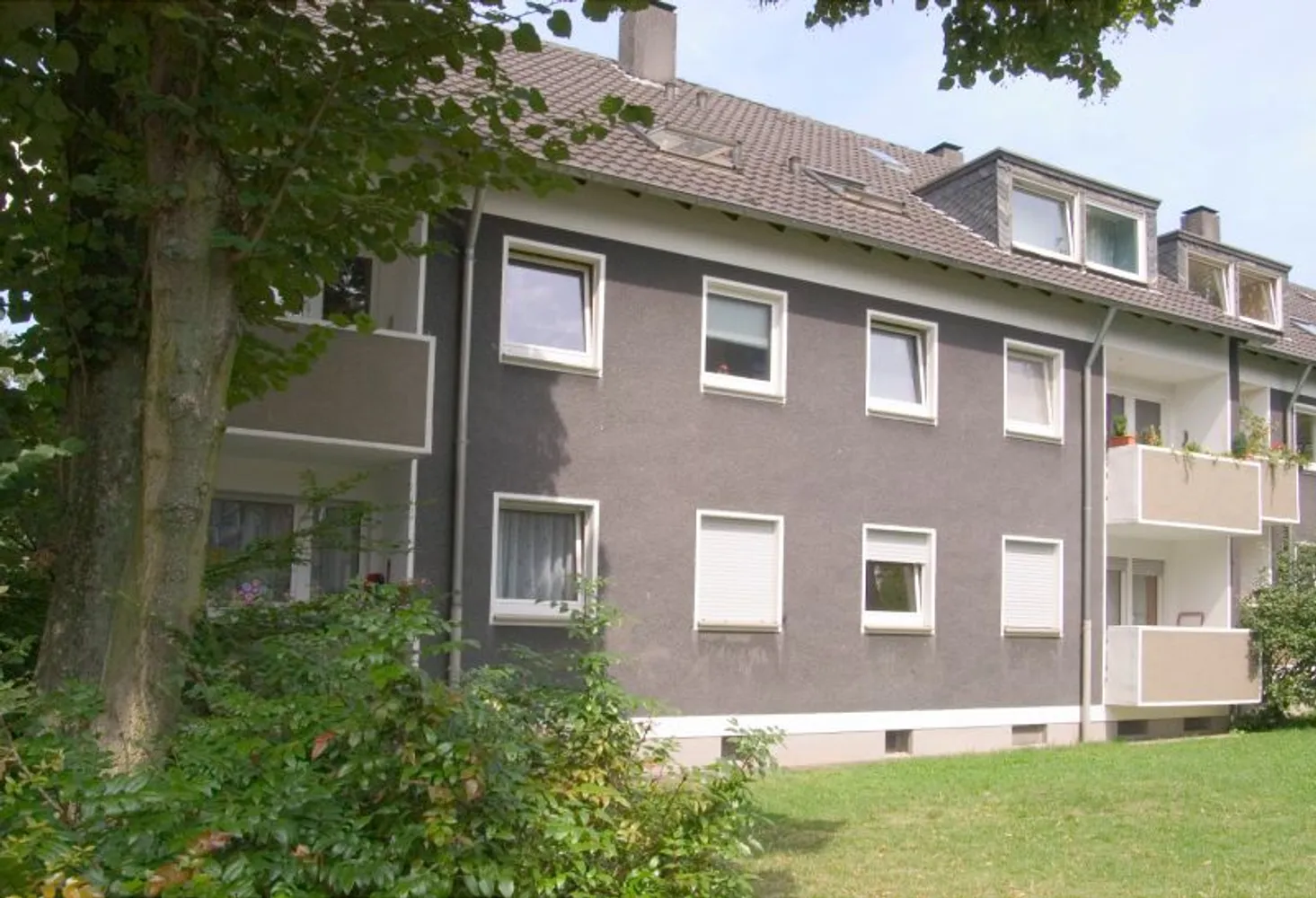 3 Zimmer Wohnung mit 74 m² in Essen – Bild 2