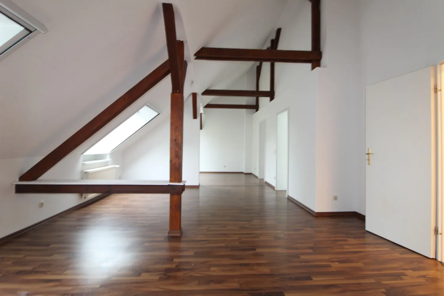 3 Zimmer Wohnung mit 90 m² in Leipzig – Bild 2