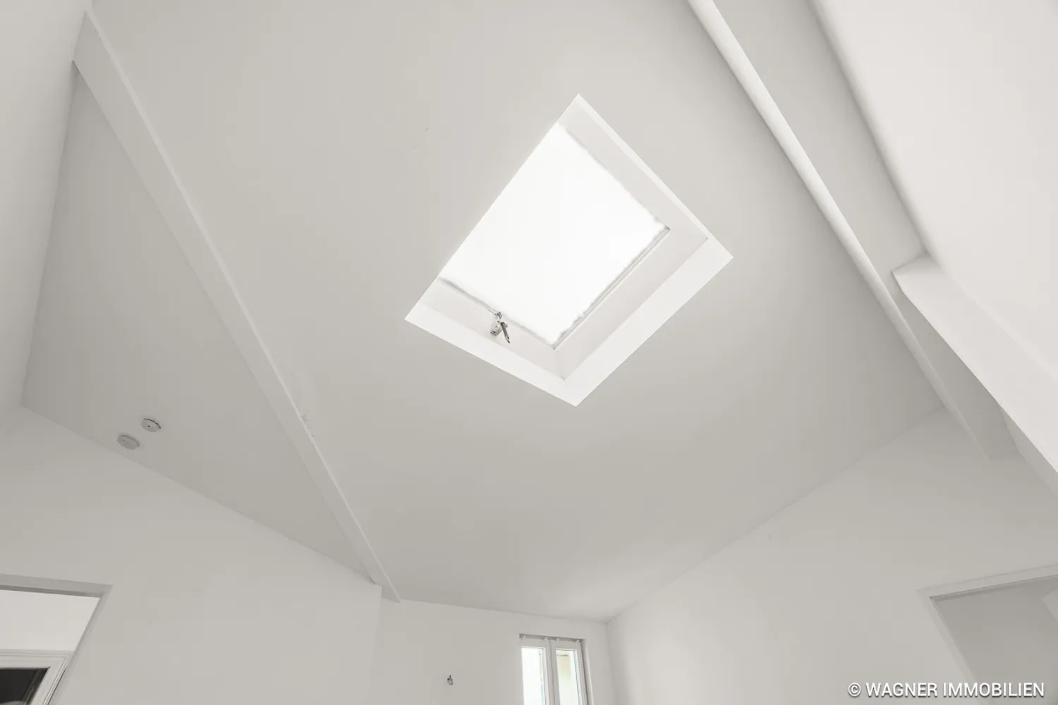 5 Zimmer Wohnung mit 140 m² in Wiesbaden – Bild 4