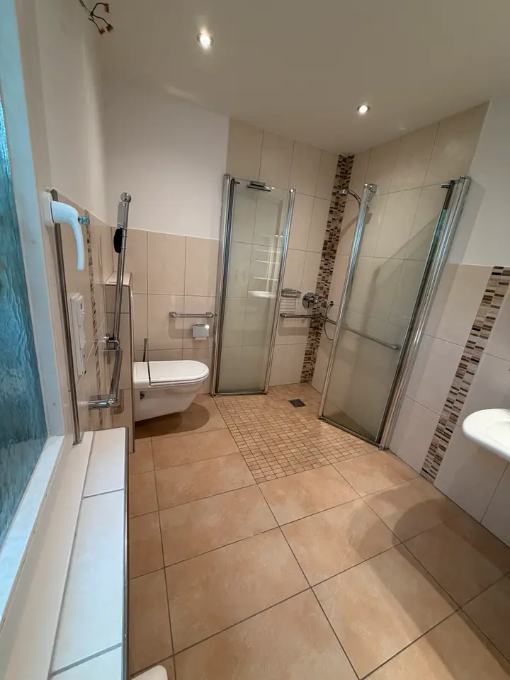 5 Zimmer Wohnung mit 129 m² in Krefeld – Bild 8