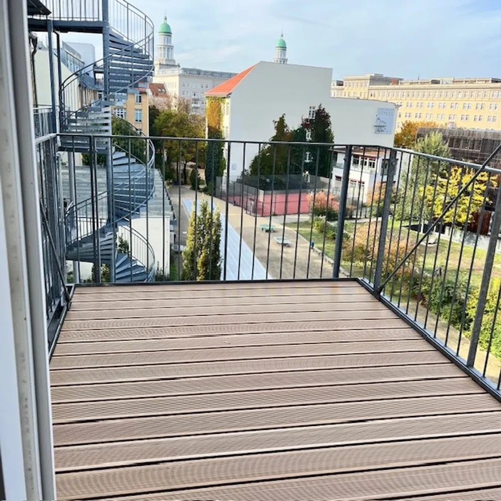 3 Zimmer Wohnung mit 96 m² in Berlin – Bild 1