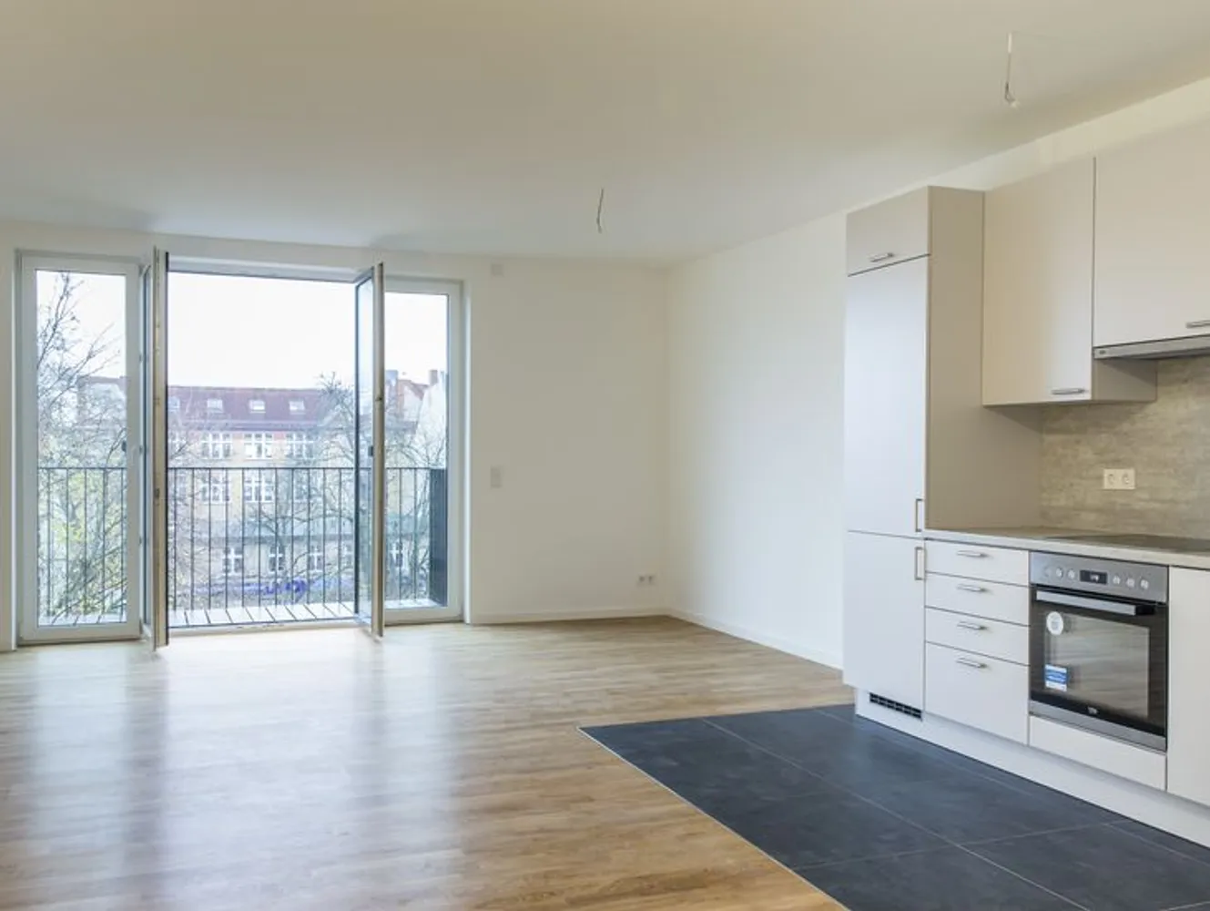 2 Zimmer Wohnung mit 65 m² in Berlin – Bild 4