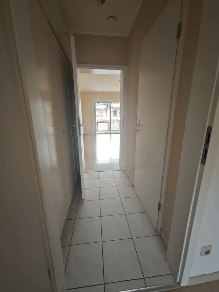 2 Zimmer Wohnung mit 55 m² in Köln – Bild 5
