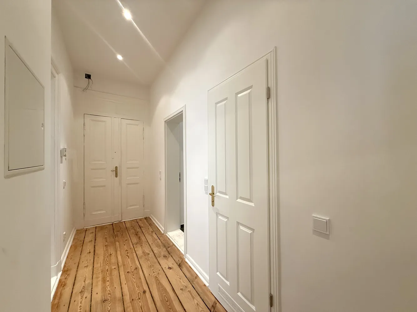 3 room apartment with 110 m² in Berlin – Photo 2