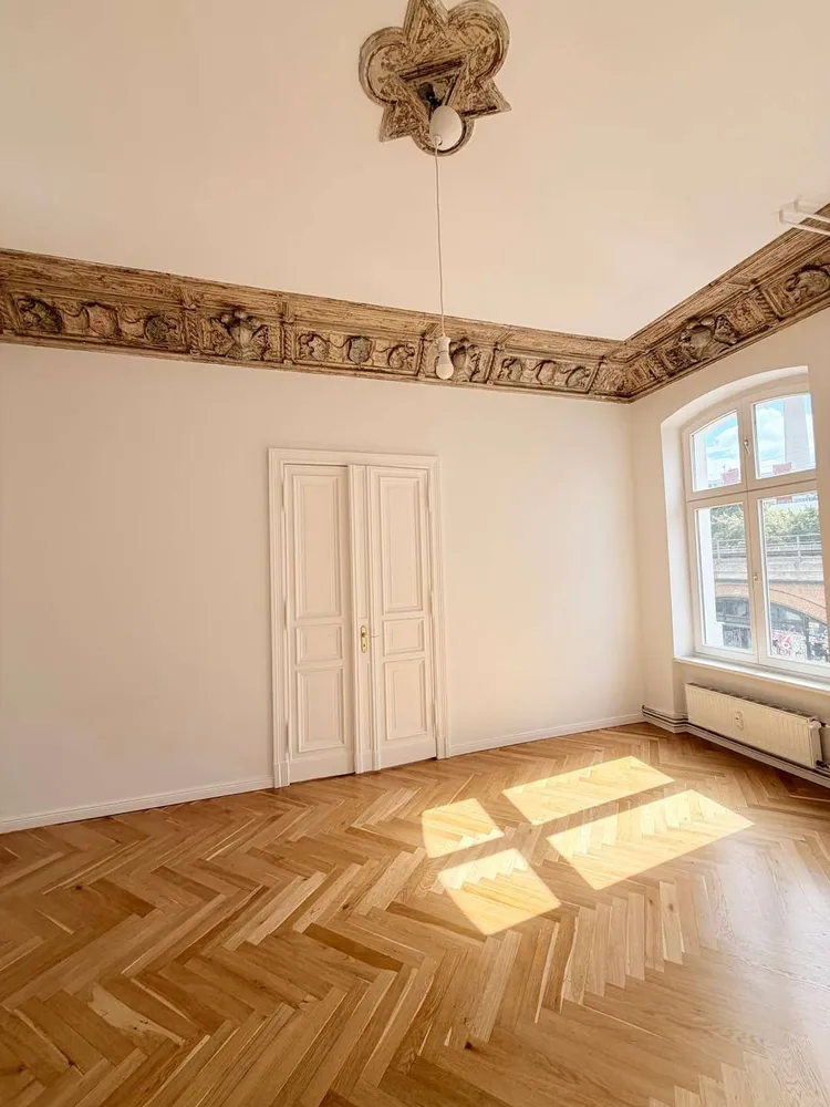 4 Zimmer Wohnung mit 153 m² in Berlin – Bild 2