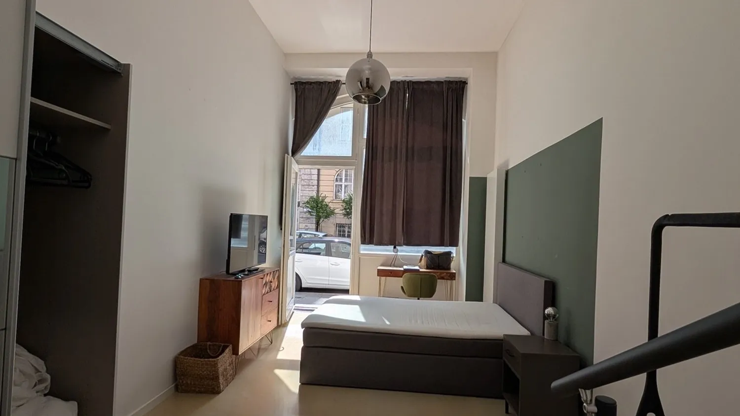 8 room apartment with 197 m² in Munich – Photo 1