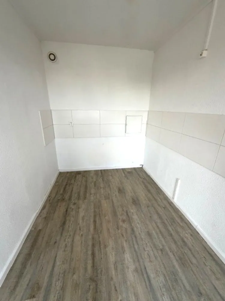 3 Zimmer Wohnung mit 56 m² in Halle (Saale) – Bild 9