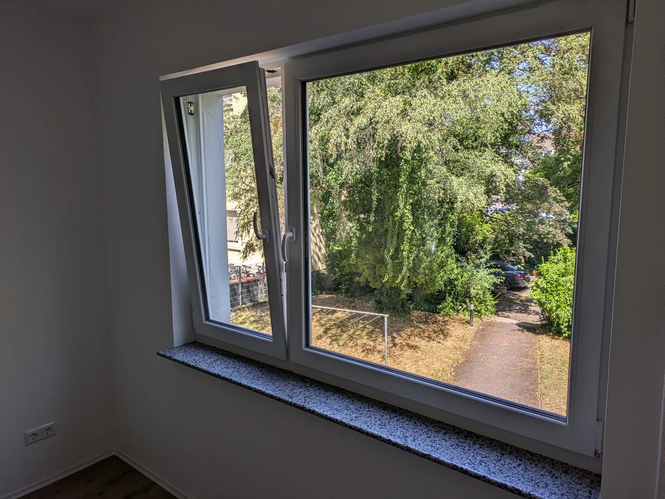 2 Zimmer Wohnung mit 55 m² in Karlsruhe – Bild 6