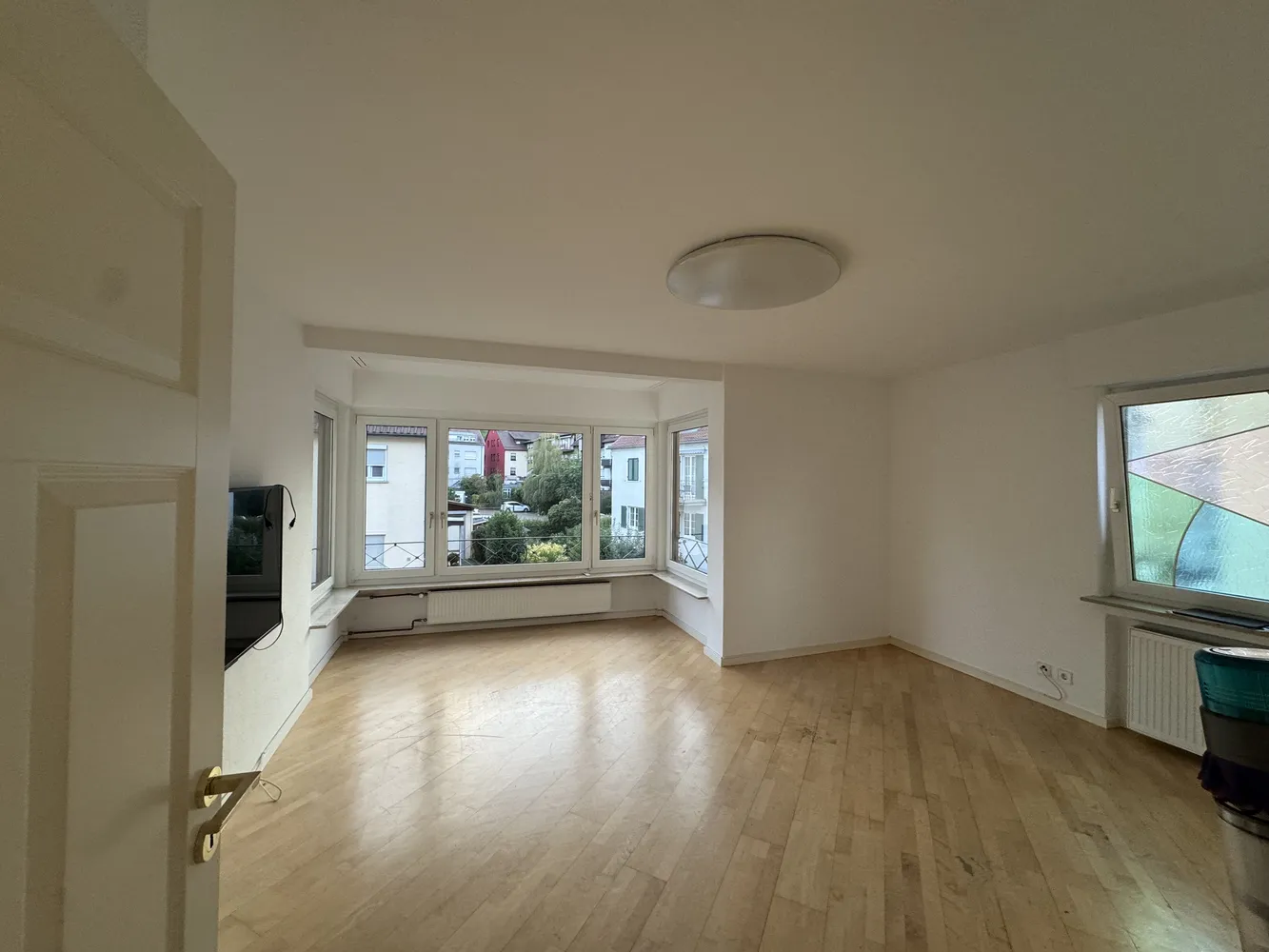 4 Zimmer Wohnung mit 120 m² in Stuttgart – Bild 1