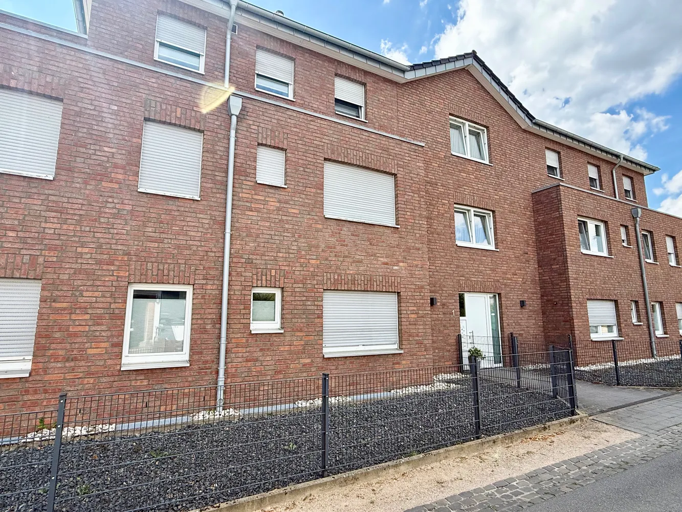 4 Zimmer Wohnung mit 100 m² in Kleve – Bild 1