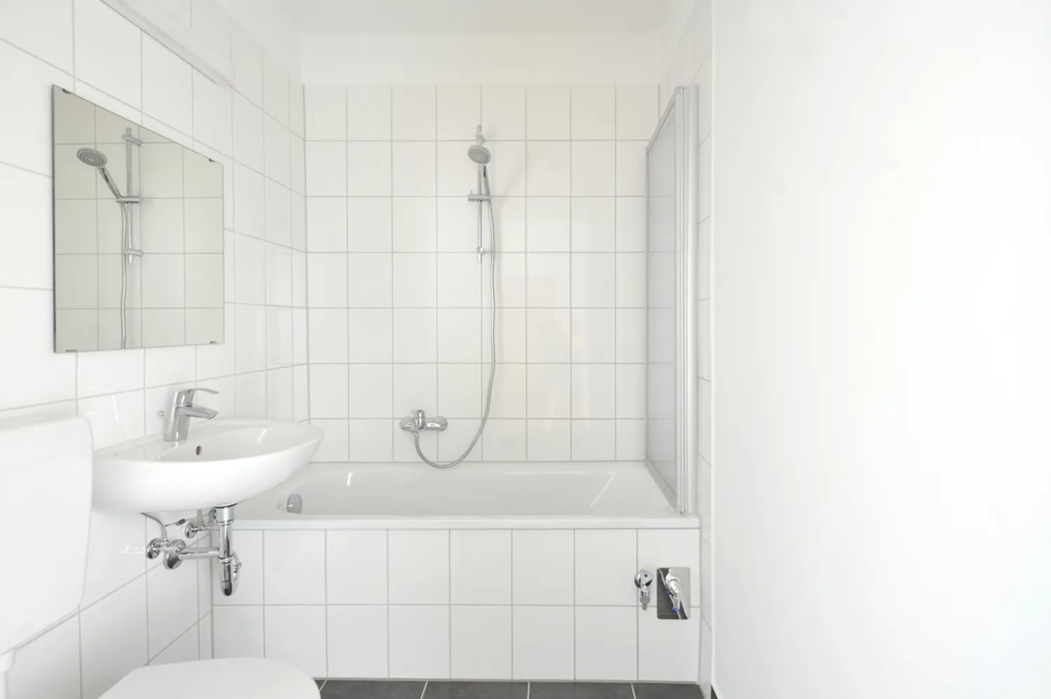 2 Zimmer Wohnung mit 47 m² in Halle (Saale) – Bild 2