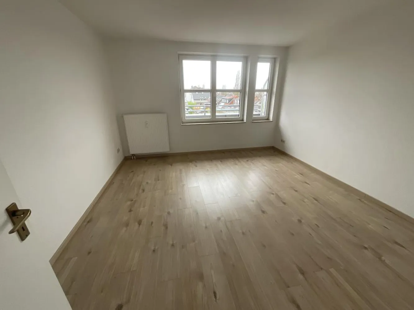 3 Zimmer Wohnung mit 81 m² in Wilhelmshaven – Bild 2