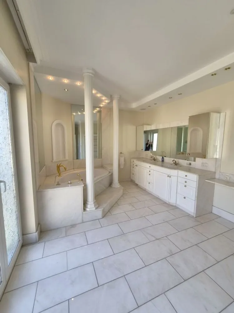 4 room apartment with 225 m² in Wiesbaden – Photo 12