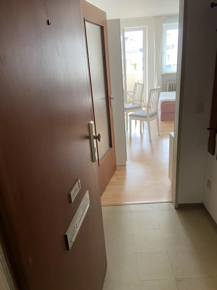 1 room apartment with 27 m² in Munich – Photo 6