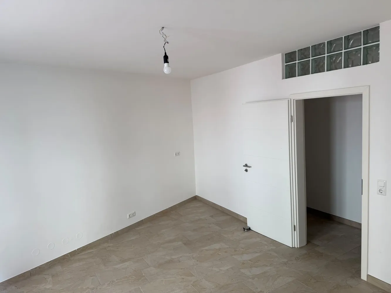 2 Zimmer Wohnung mit 64 m² in Wiesbaden – Bild 10