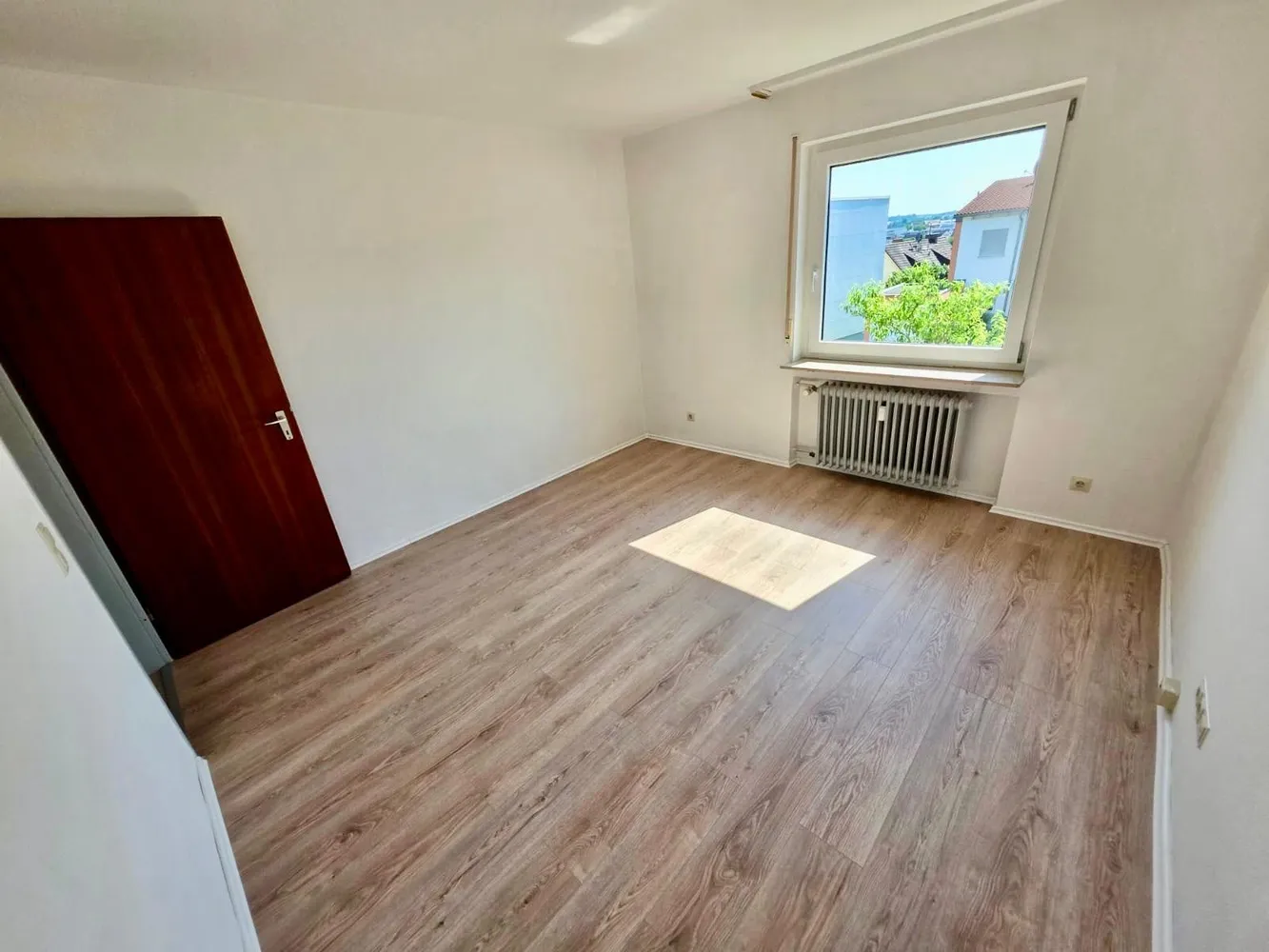 5 Zimmer Wohnung mit 142 m² in Nürtingen – Bild 12