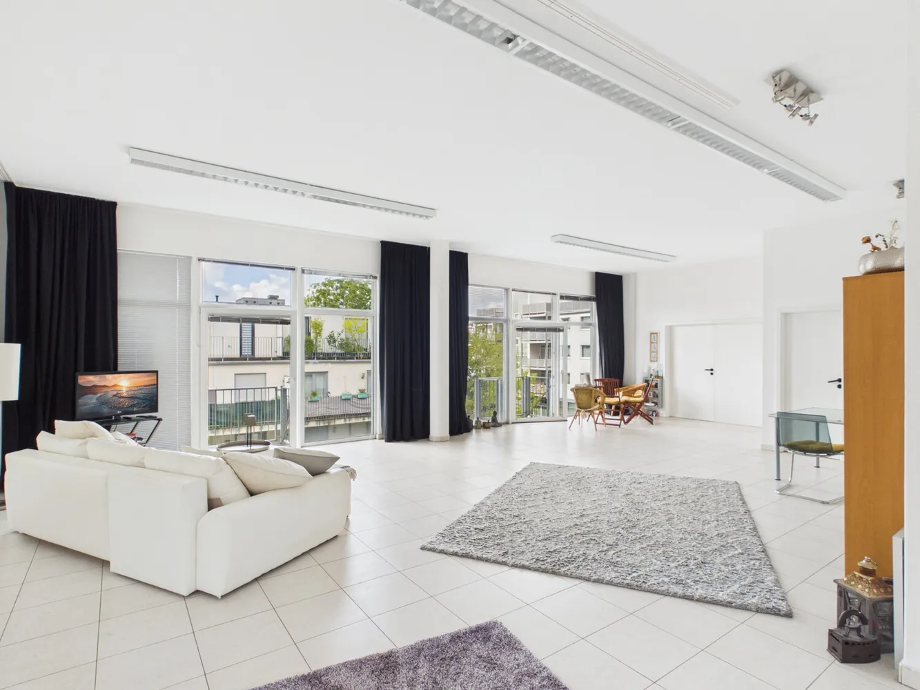 1 Zimmer Wohnung mit 105 m² in Hürth – Bild 3