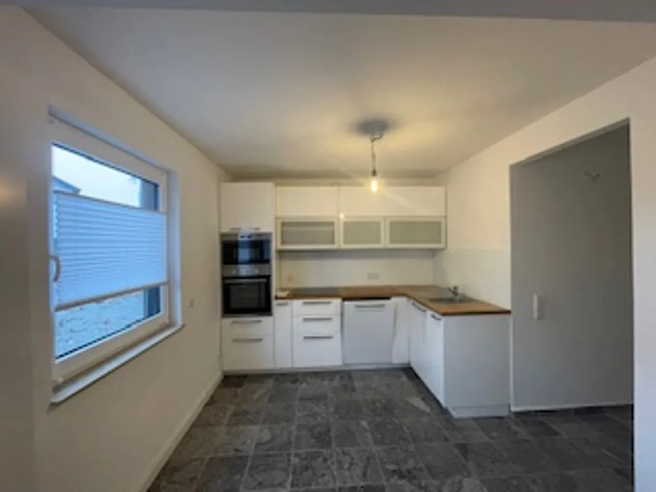 4 Zimmer Wohnung mit 98 m² in Mainz – Bild 2