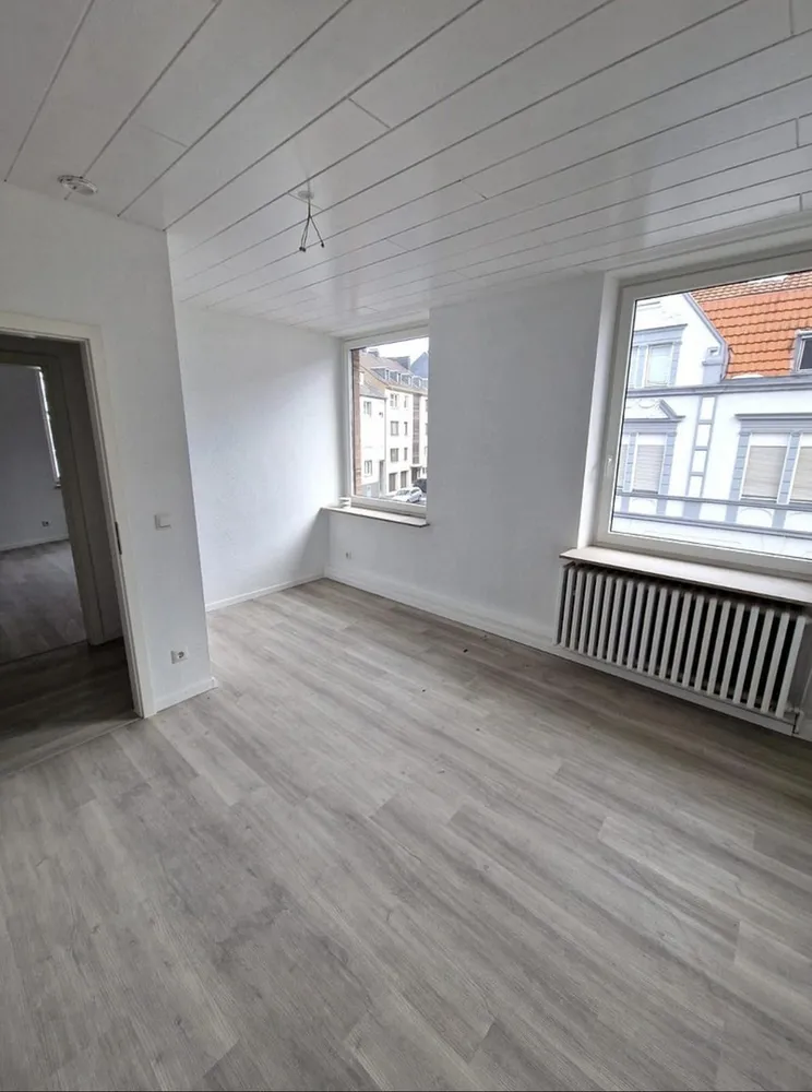 4 Zimmer Wohnung mit 95 m² in Mönchengladbach – Bild 2
