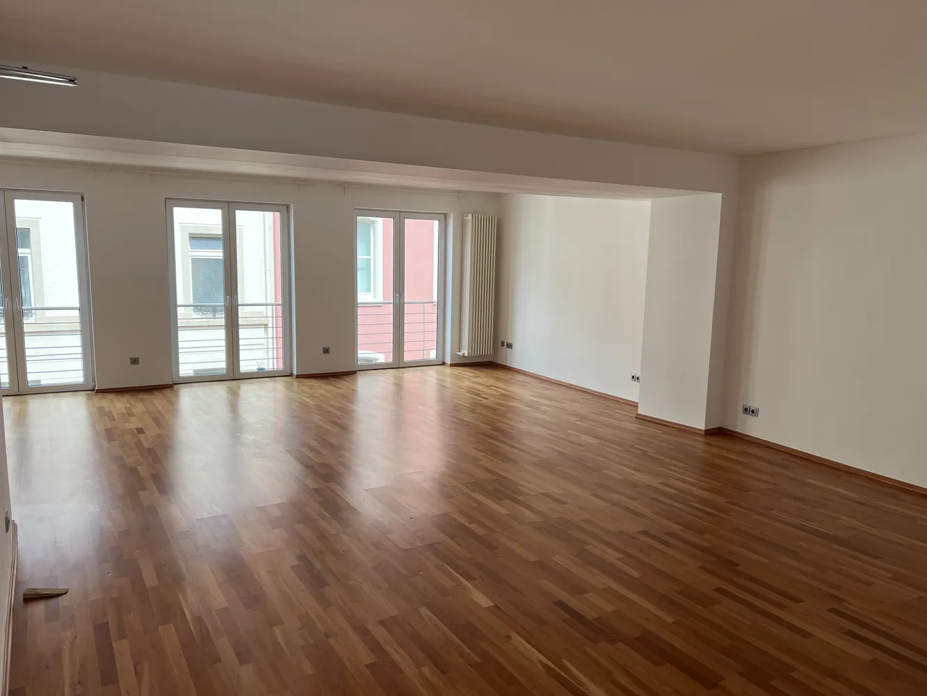 2 Zimmer Wohnung mit 82 m² in Bonn – Bild 3