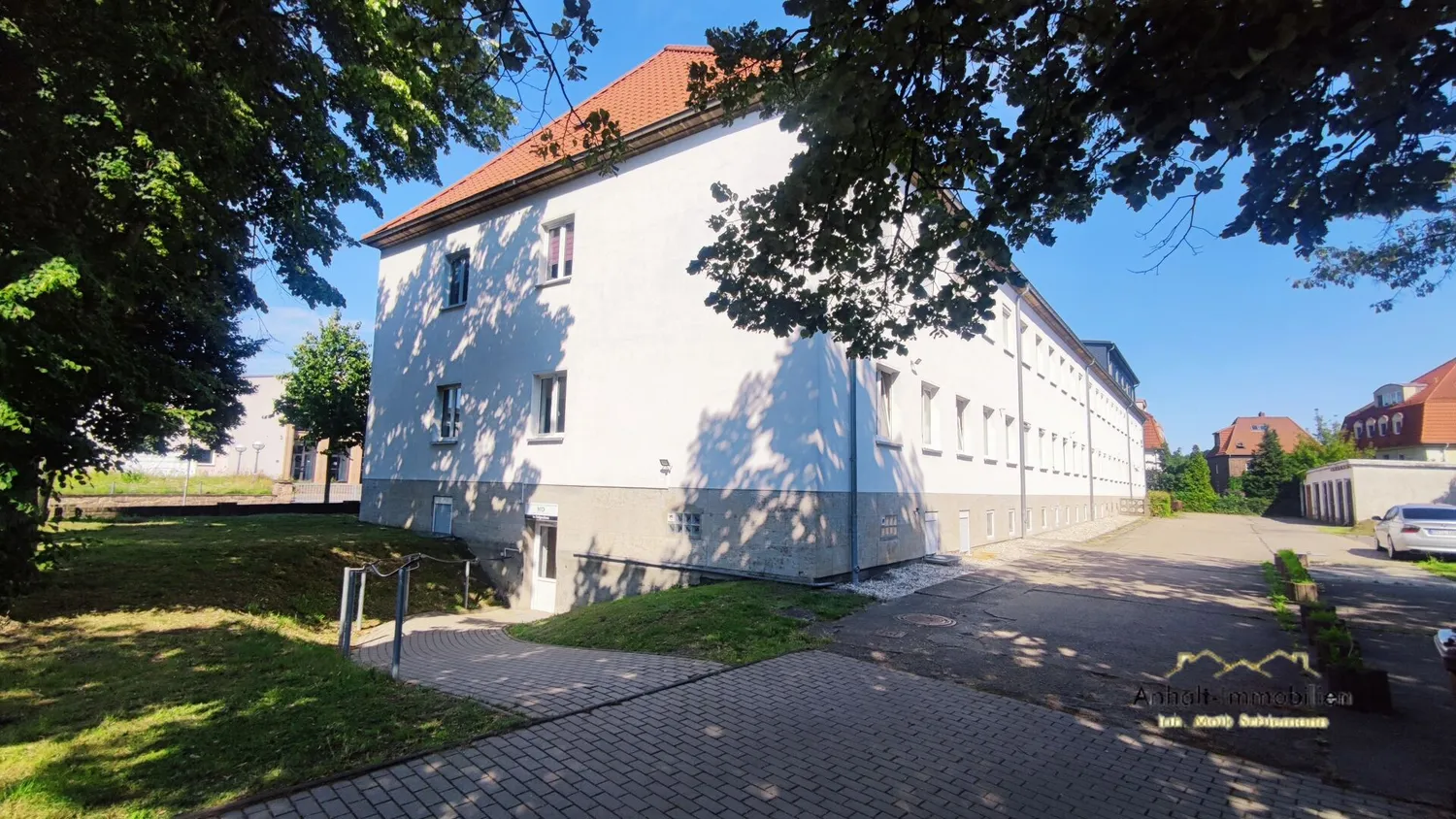 2 Zimmer Wohnung mit 65 m² in Bitterfeld-Wolfen – Bild 3