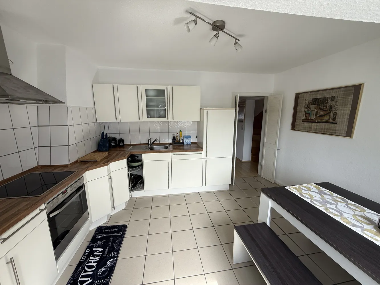 2 Zimmer Wohnung mit 80 m² in Düsseldorf – Bild 1