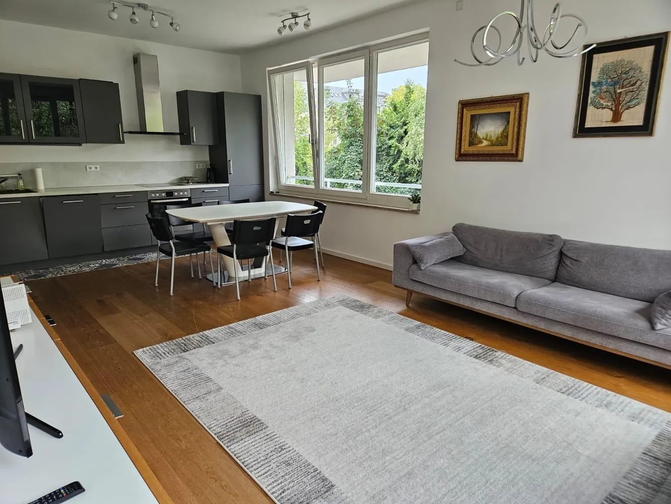 4 Zimmer Wohnung mit 124 m² in Berlin – Bild 2