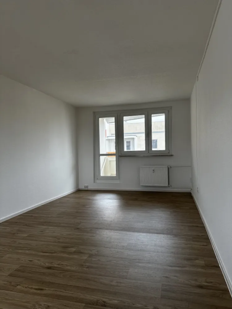 2 Zimmer Wohnung mit 69 m² in Halle (Saale) – Bild 2