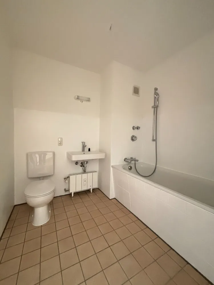 2 Zimmer Wohnung mit 46 m² in Augsburg – Bild 4